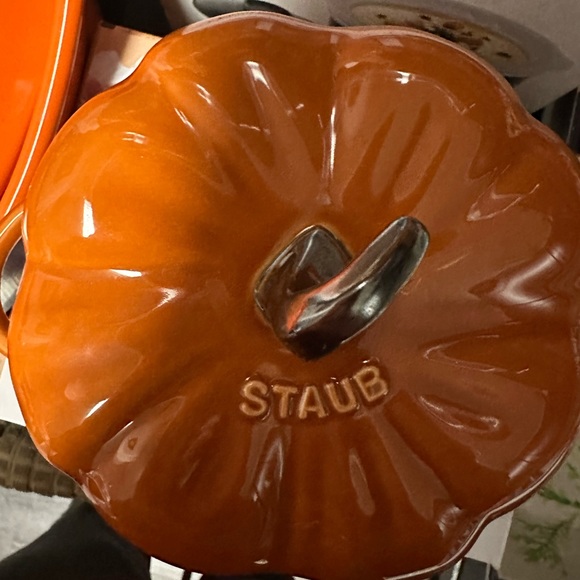 Staub Cocotte - Picture 1 of 3